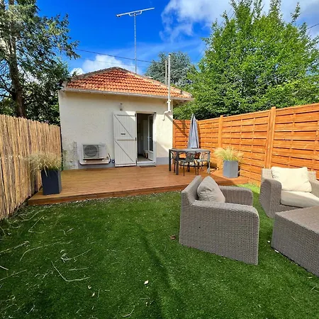 The Kings Haven With Garden 펜션 Bois-le-Roi (Seine-et-Marne)